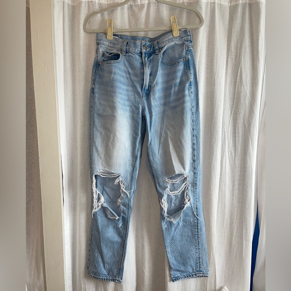 American Eagle Distressed Mom Jeans